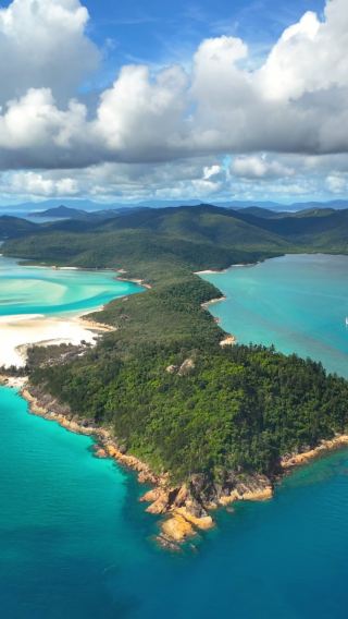 Ultimate Whitsundays Getaway: Nature’s Coastal Gem