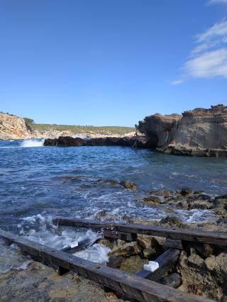 🏖️ One-Day Beach Tour in Ibiza – Sun, Sand & Crystal Waters ☀️🌴🚗