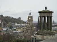 Hiking Calton Hill and enjoying the panorama of Edinburgh