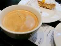 ร้านขนมหวานเก่าแก่ของสวิตเซอร์แลนด์
