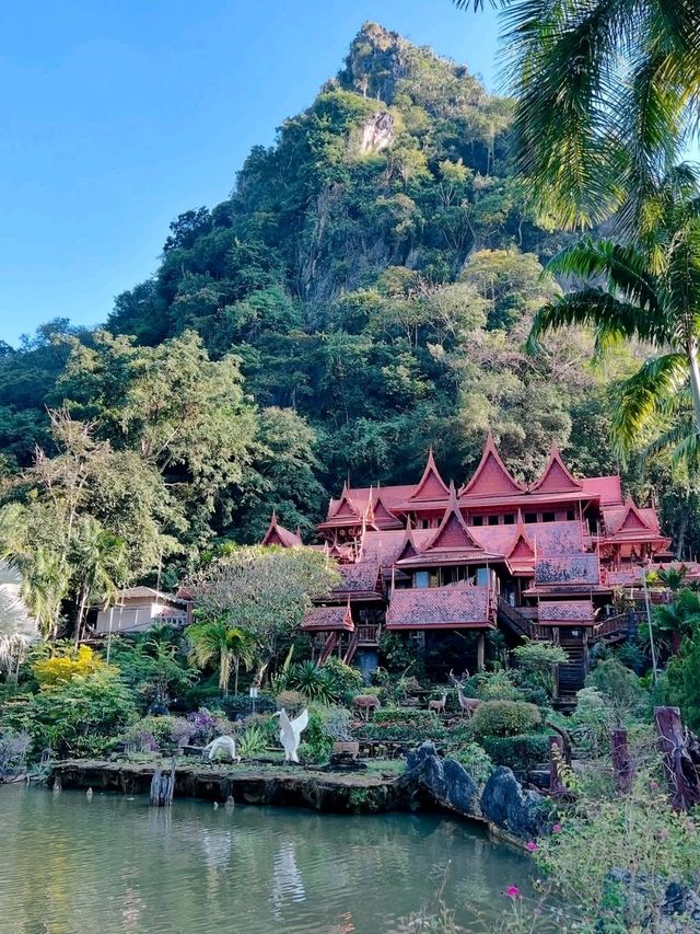 Wat Tham Khao Wong – A Tranquil Forest Temple Amidst Nature