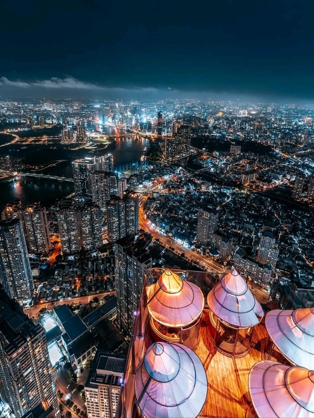 🇻🇳✨ “2 Days in Ho Chi Minh City: Pho, History & Rooftop Views Under $200”