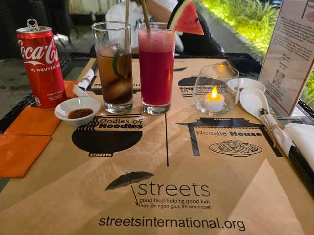 🇻🇳[호이안]호이안 큰길가에서 만난 배움의 맛, NOODLE House by STREETS