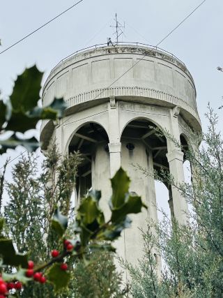 Tilehurst Water Tower: A must-see landmark in Berkshire