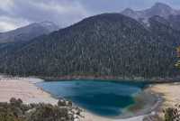 香格里拉藏語沃迪措無底湖，美得讓人窒息！