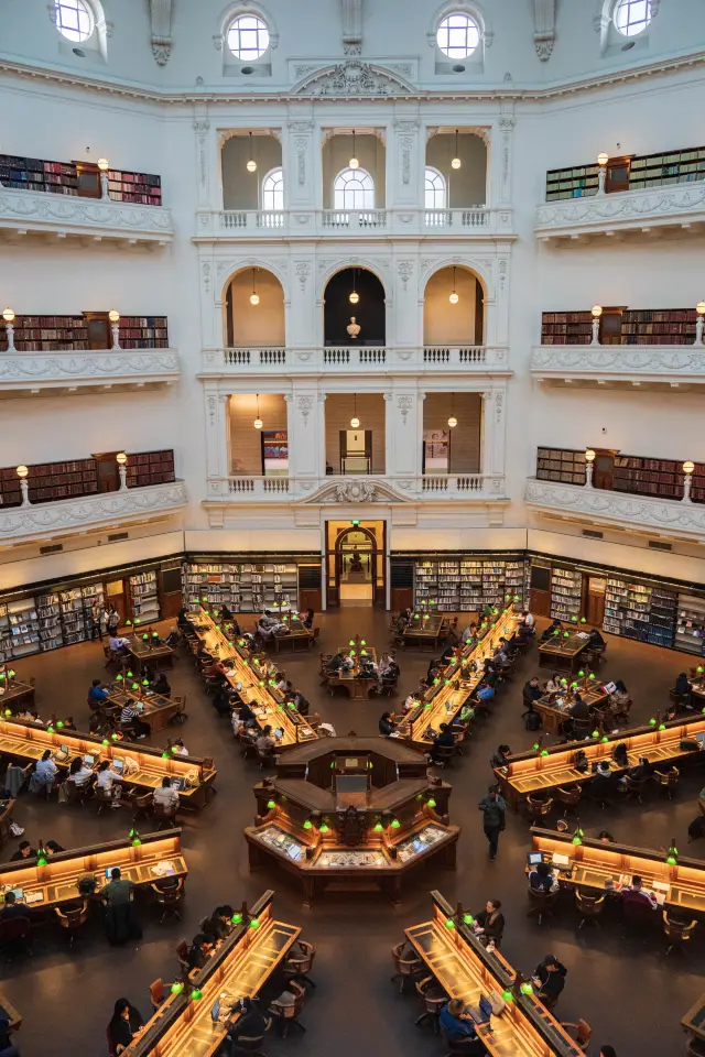 Melbourne | The most beautiful library in the southern hemisphere