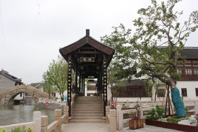 島居度假好去處:鹽城大縱湖東晉水城