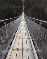 Cross the Hängebrücke Geierlay: A Thrilling Adventure in Germany! 🇩🇪😍