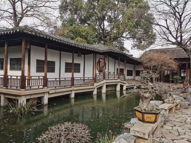 Huishan Ancient Town: A restored and rebuilt ancient town