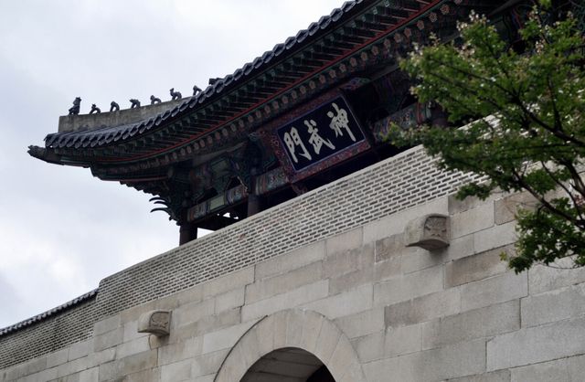 韓國青瓦台｜一座青瓦台，半部韓國史