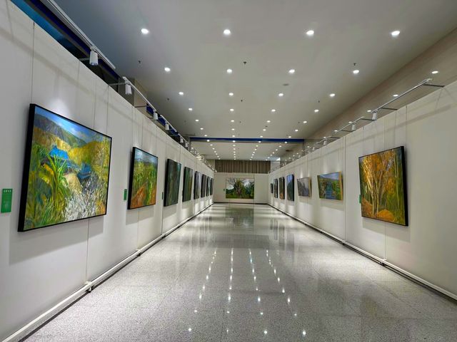 雲南昆明最尷尬展覽館，面積巨大卻門庭冷落