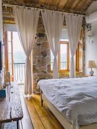 一處海岸線上的民宿