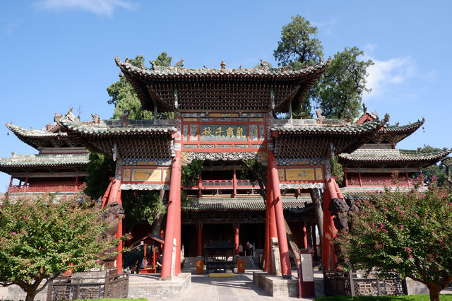 解州關帝廟，跟隨孫悟空遊覽這座古建築。