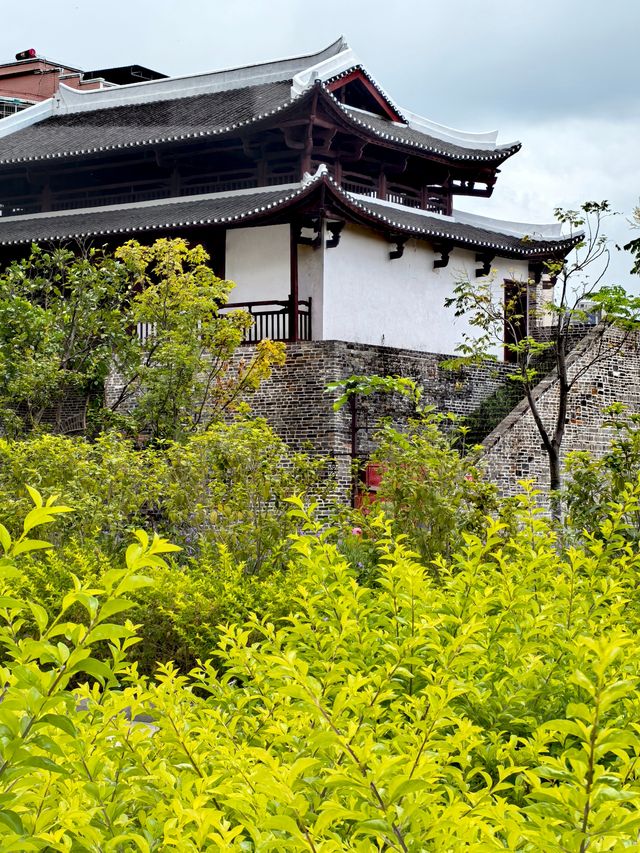 比廣州「陳家祠」更悠久的「廣州會館」。
