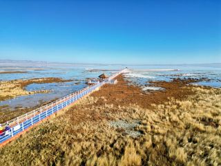 The mysterious Barkol at the foot of the Tianshan Mountains.