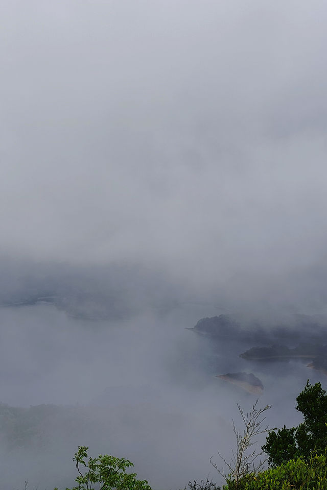 深圳「千島湖」打鼓嶂徒步攻略。