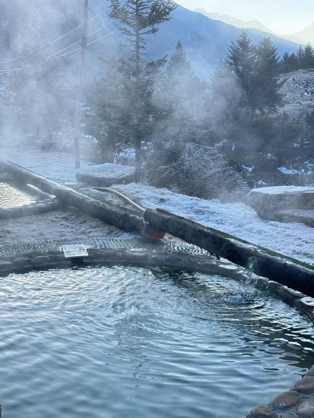 雪山腳下野溫泉攻略