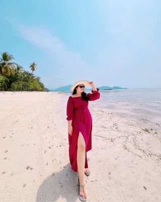 "Phuket Bray Beach: A Hidden Paradise in Bandar Lampung" 