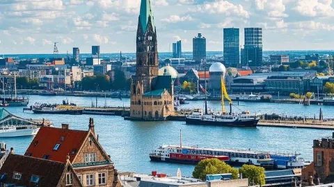 Three Days in Bremen: Exploring the Colorful Charm of Northern Germany's Pearl — traveler post in Bremen