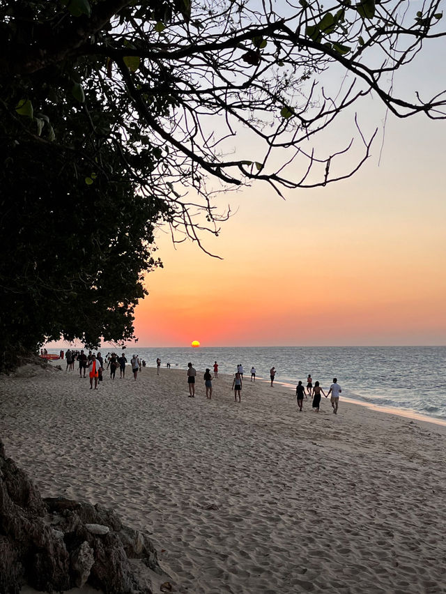 Boracay Island 🏝️ Small but Full of Magic