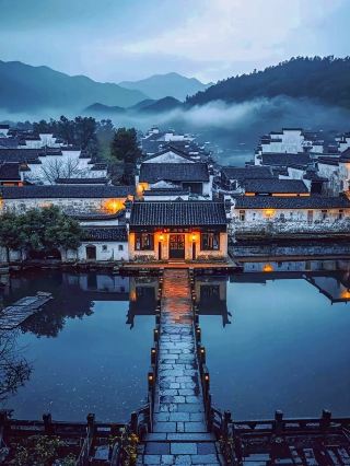 Forget Wuyuan! Hongcun is the ultimate ancient Jiangnan village, with hidden gems included.