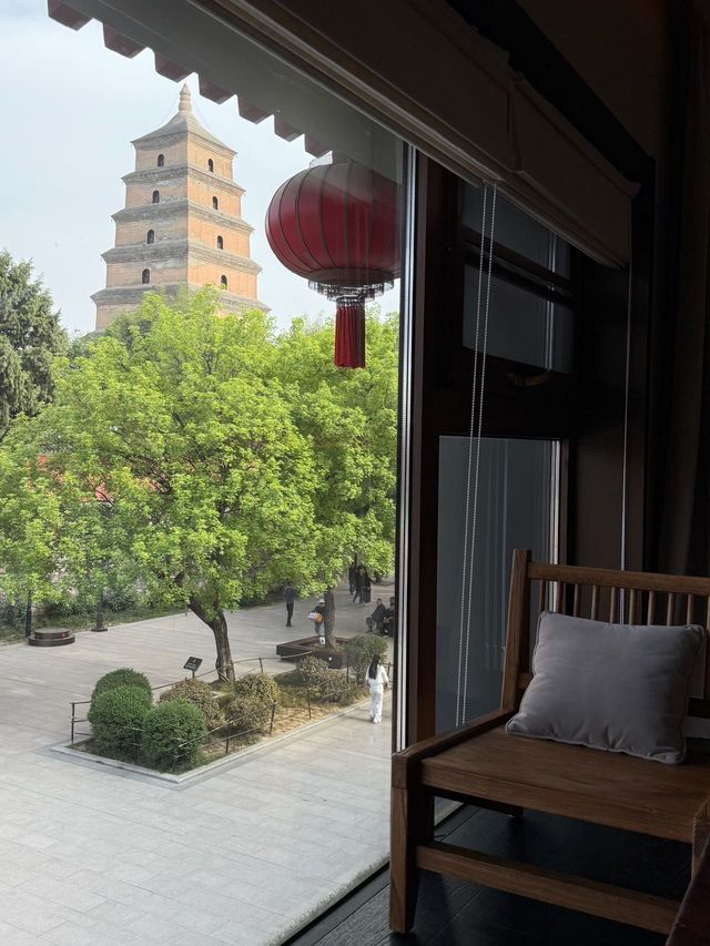 大雁塔酒店你就住吧！一住一個不吱聲！