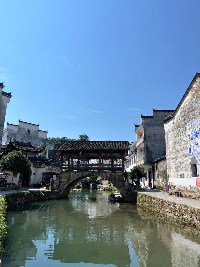 婺源遊山村｜千窗漏月噬龍脊 一溪浮燈鎖商魂