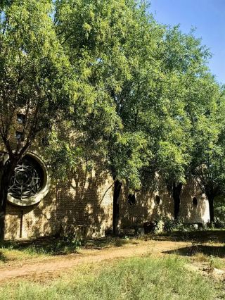 指尖的泥土詩篇——陶藝村