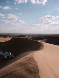 🏜️ Dunhuang: Where Desert Dreams Come Alive! 🌅