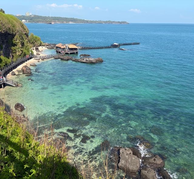 涠洲島 太美了！涠洲島淡季人少 鱷魚山很出片