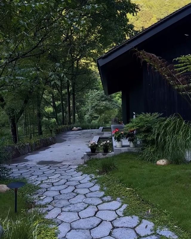 在峨眉山Zoland酒店,與山霧、雷鳴共度的詩意! 在峨眉山Zoland酒店,與山霧、雷鳴共度的詩意!