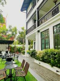 清邁古城C位酒店！步行300米到711，私人浴缸+定制早餐太