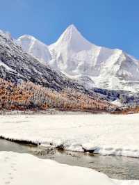 在稻城亞丁，看到了中國最壯麗的秋天和冬天