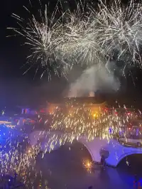 帶寶寶看煙花,圓夢瞬間太治癒了!