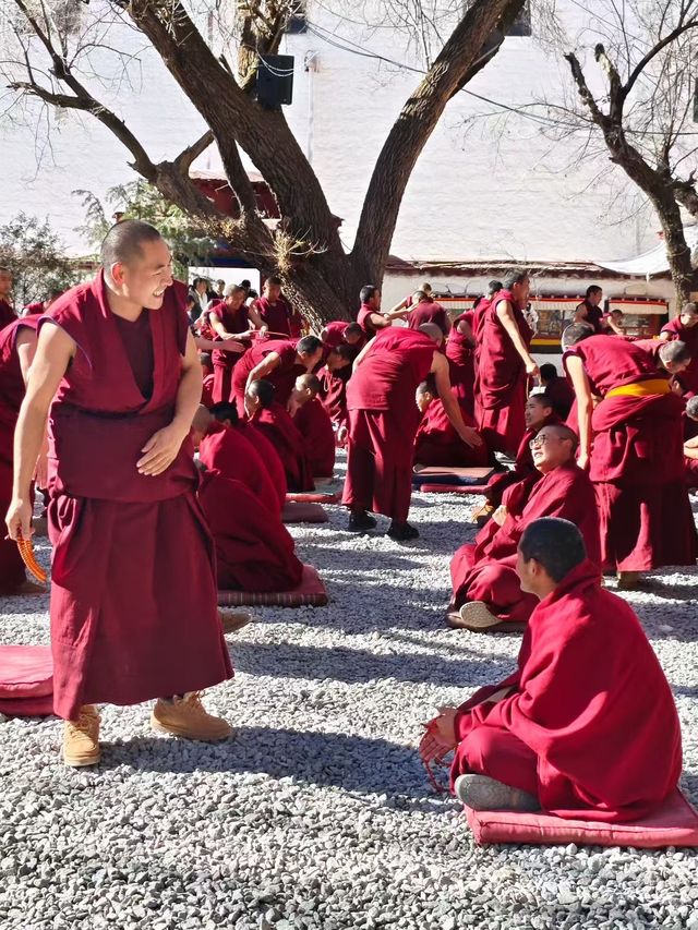 色拉寺值得去兩次!我的波折與圓滿全攻略 色拉寺值得去兩次!我的波折與圓滿全攻略
