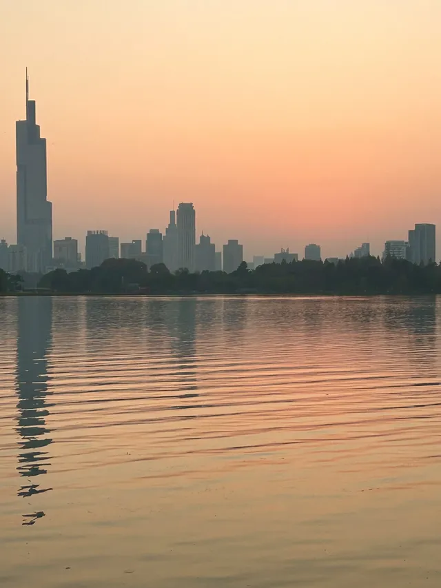 南京12月絕美秋色|玄武日落與鐘山秘境 南京12月絕美秋色|玄武日落與鐘山秘境