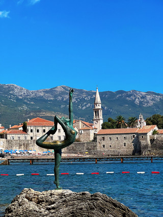 Summer multi-country trip to Serbia and beyond—this guide is super practical