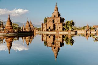 A unique experience of standing in two countries at once, straddling China and Myanmar