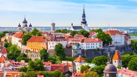 Một chuyến du lịch vòng quanh nhiều quốc gia châu Âu: Từ vùng Scandinavia cổ tích đến Đông Âu bí ẩn, tất cả chỉ trong một chuyến đi. — traveler post in Riga
