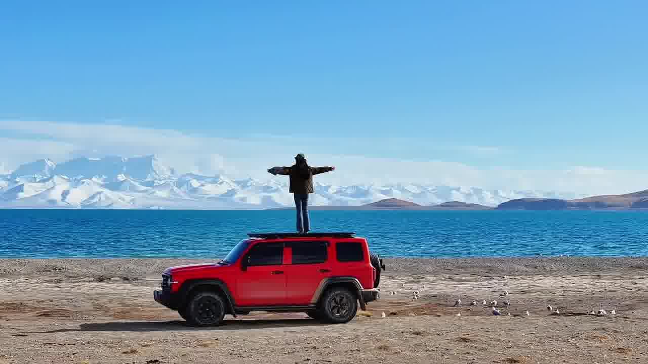 Yamdrok Lake#Tibet isn't just a place to check in, it's a place to experience.