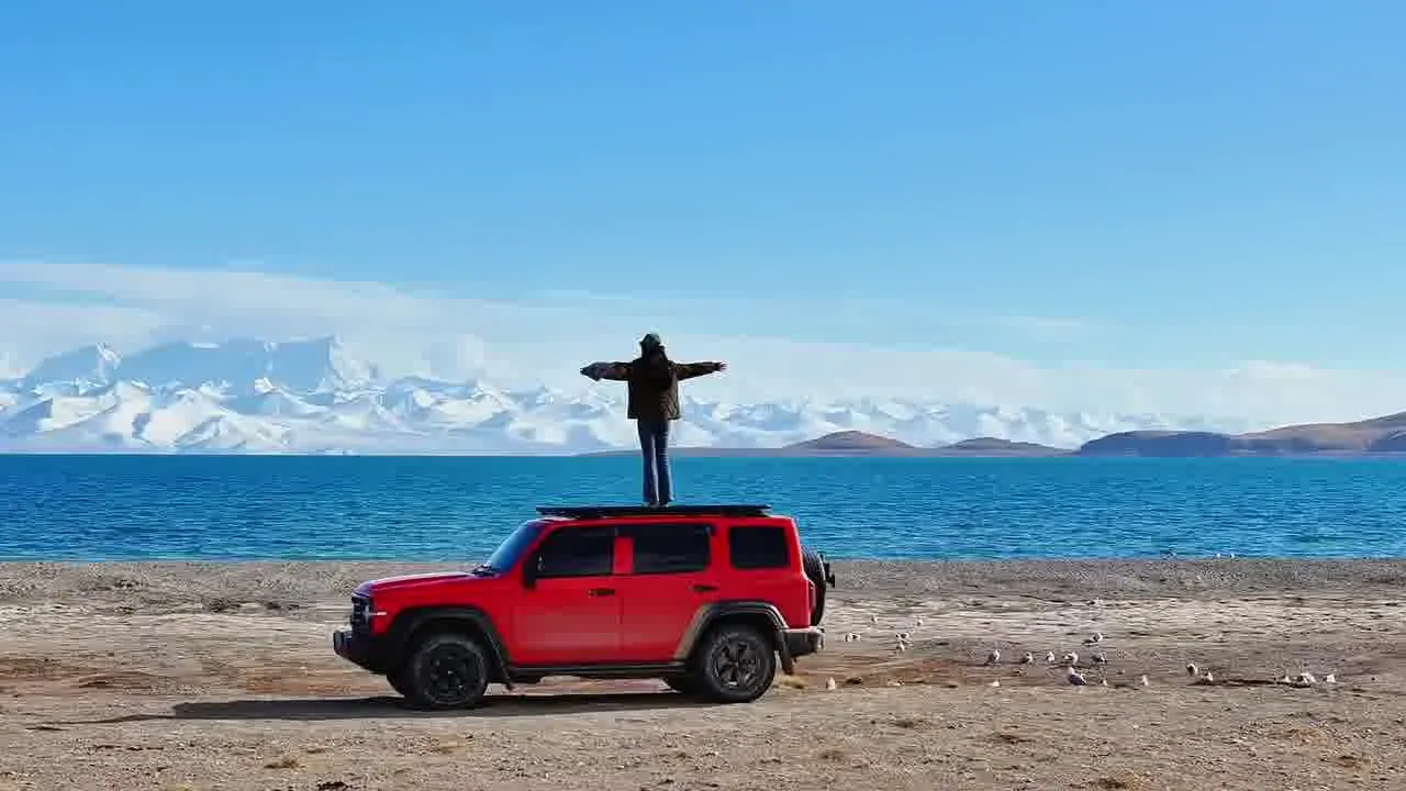Yamdrok Lake#Tibet isn't just a place to check in, it's a place to experience.