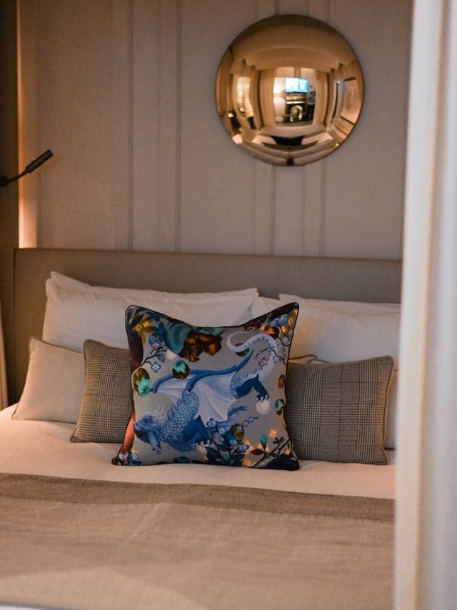 Luxury hotel near Russel Square, London