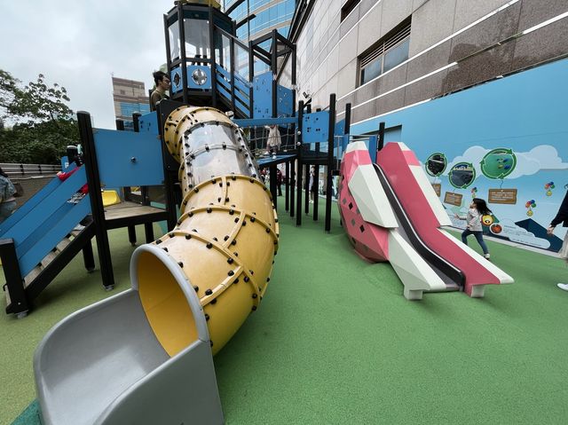 花墟與雀仔街主題嘅兒童遊樂場 @ Moko動樂園