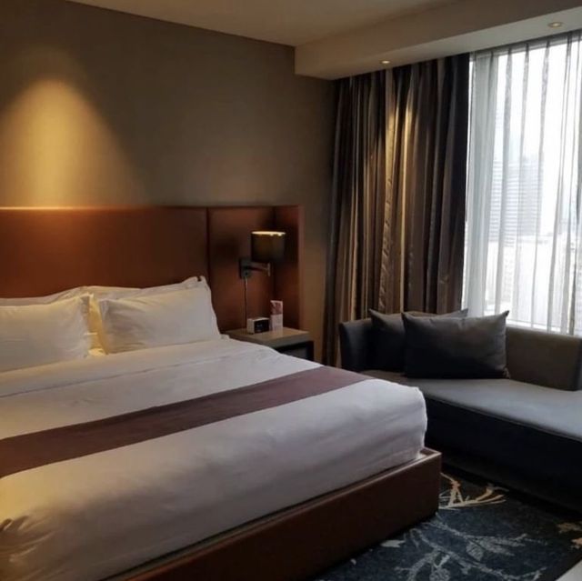 Timeless and Scenic Manila Hotel Experience 
