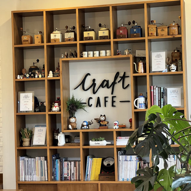 Craft Cafe ร้านกาแฟแนวมินิมอลใจกลางเมือง