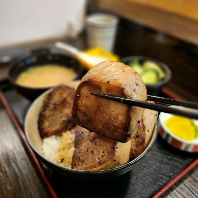 绝世美味鹽燒牛脷😋😋😋