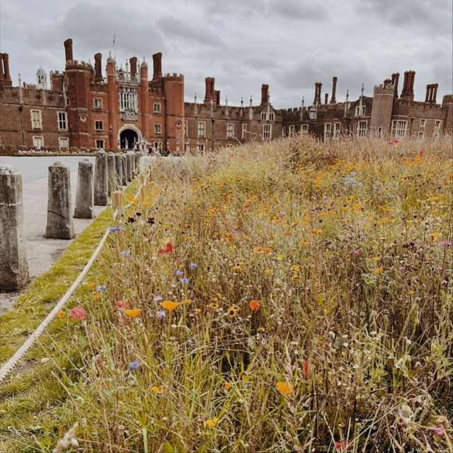 Hampton Court Palace, London 