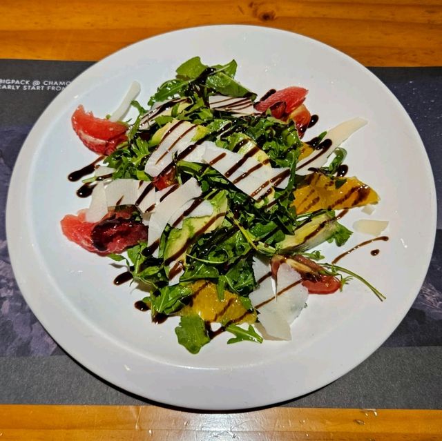 旺角少有的露天Cafe