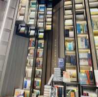 🌈美感十足既書店-鍾書閣📚