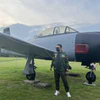 唔使錢！係空軍基地任影扮湯告魯斯！